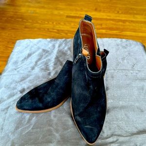 Franco Sarto Black Pointed Toe Suede Ankle Booties